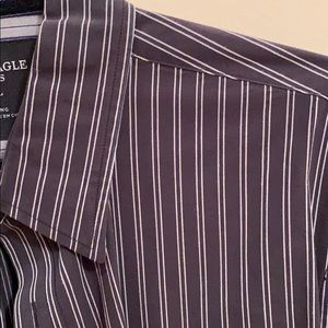 American Eagle button down